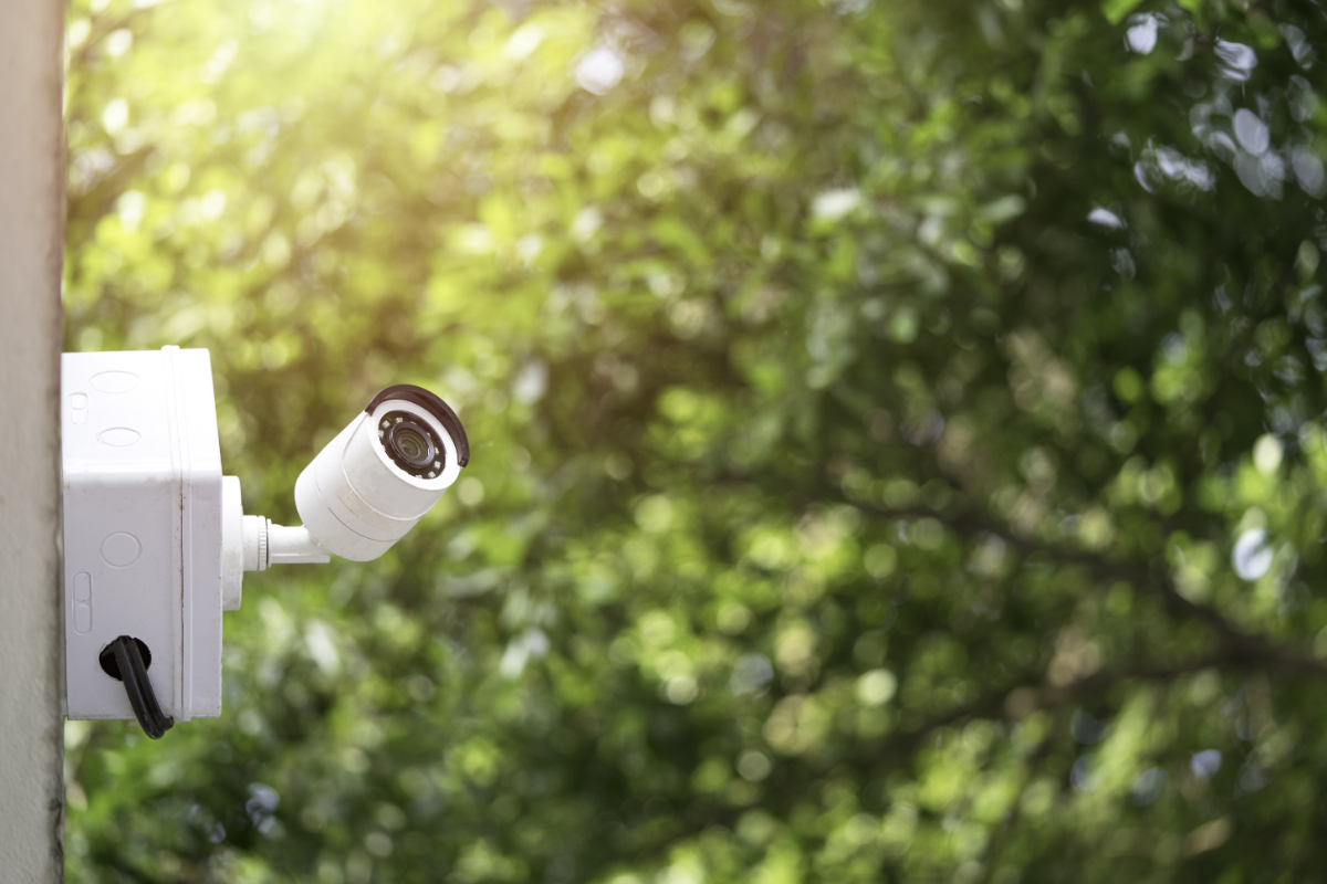 CCTV camera Smart Communities iStock-1318072783